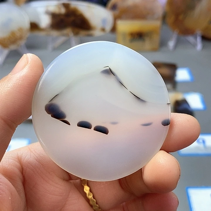 玛瑙/玉髓未镶嵌珠宝半成品