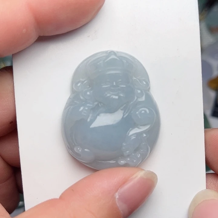 翡翠颈饰未镶嵌财神