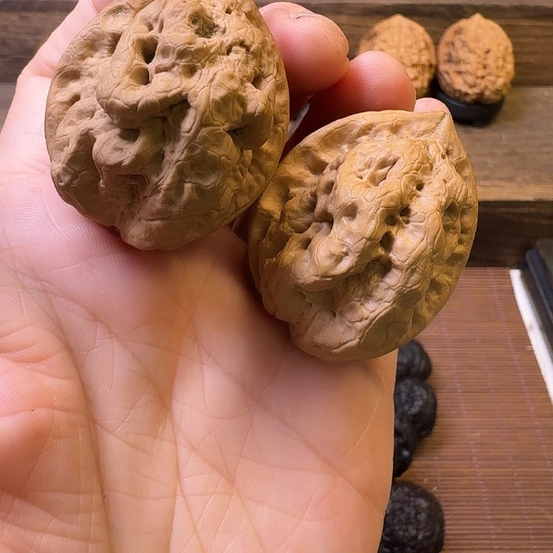 文玩核桃吊坠30佛莲龙脊38尺寸福利