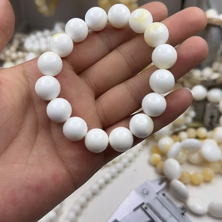 大果紫檀（缅甸花梨）带黄1.2手串