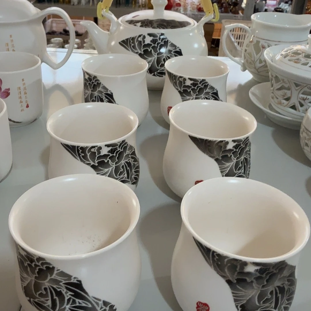 微瑕工厂清仓猪油白手提壶套组