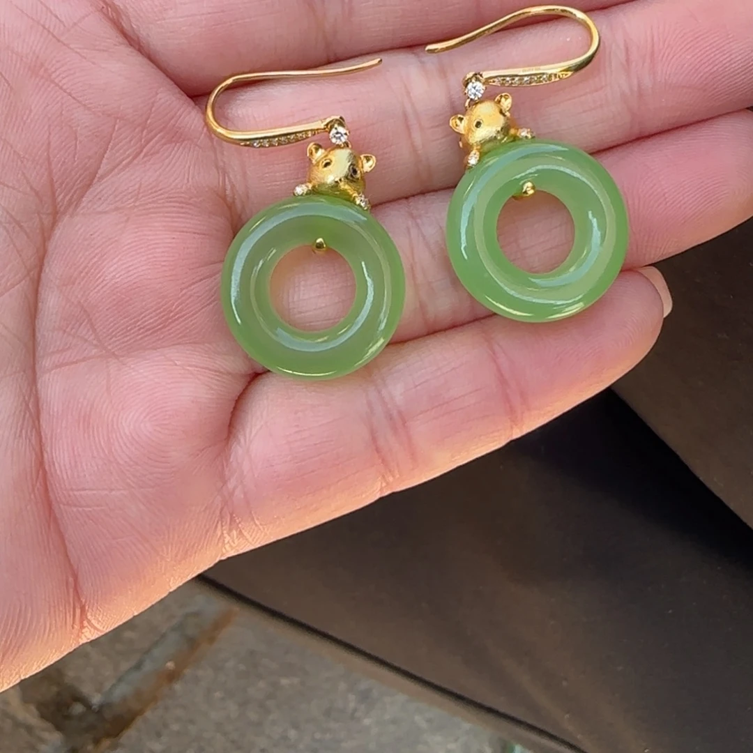 和田玉18K金镶嵌颈饰