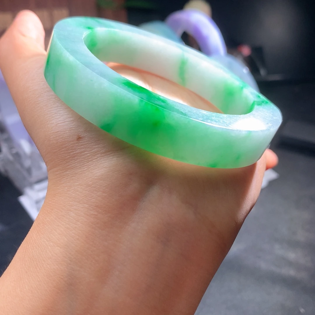 定制翡翠手镯未镶嵌