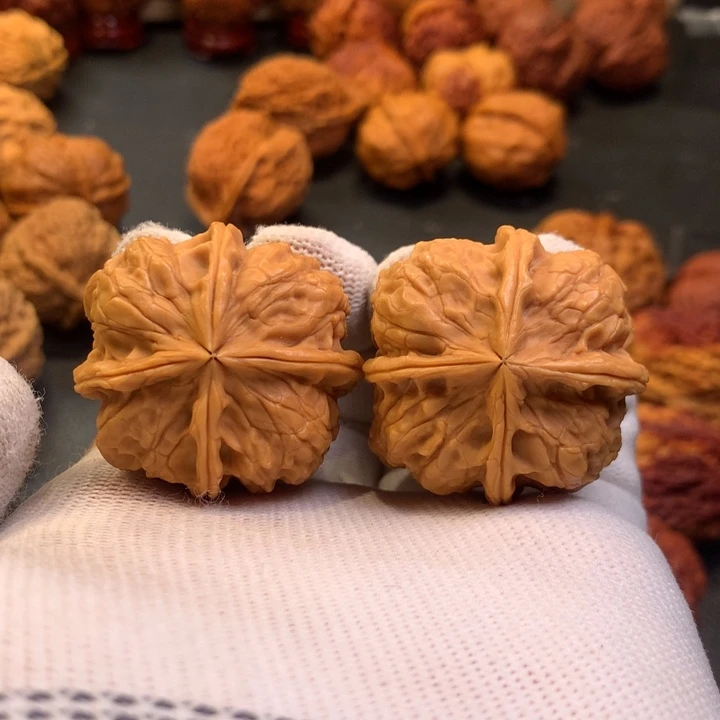 吊坠文玩核桃14……….