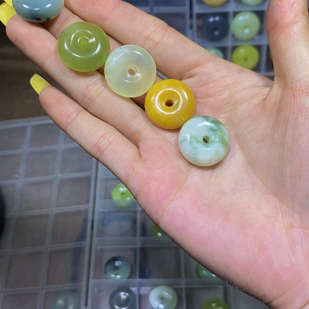 蛇纹石玉未镶嵌其他229