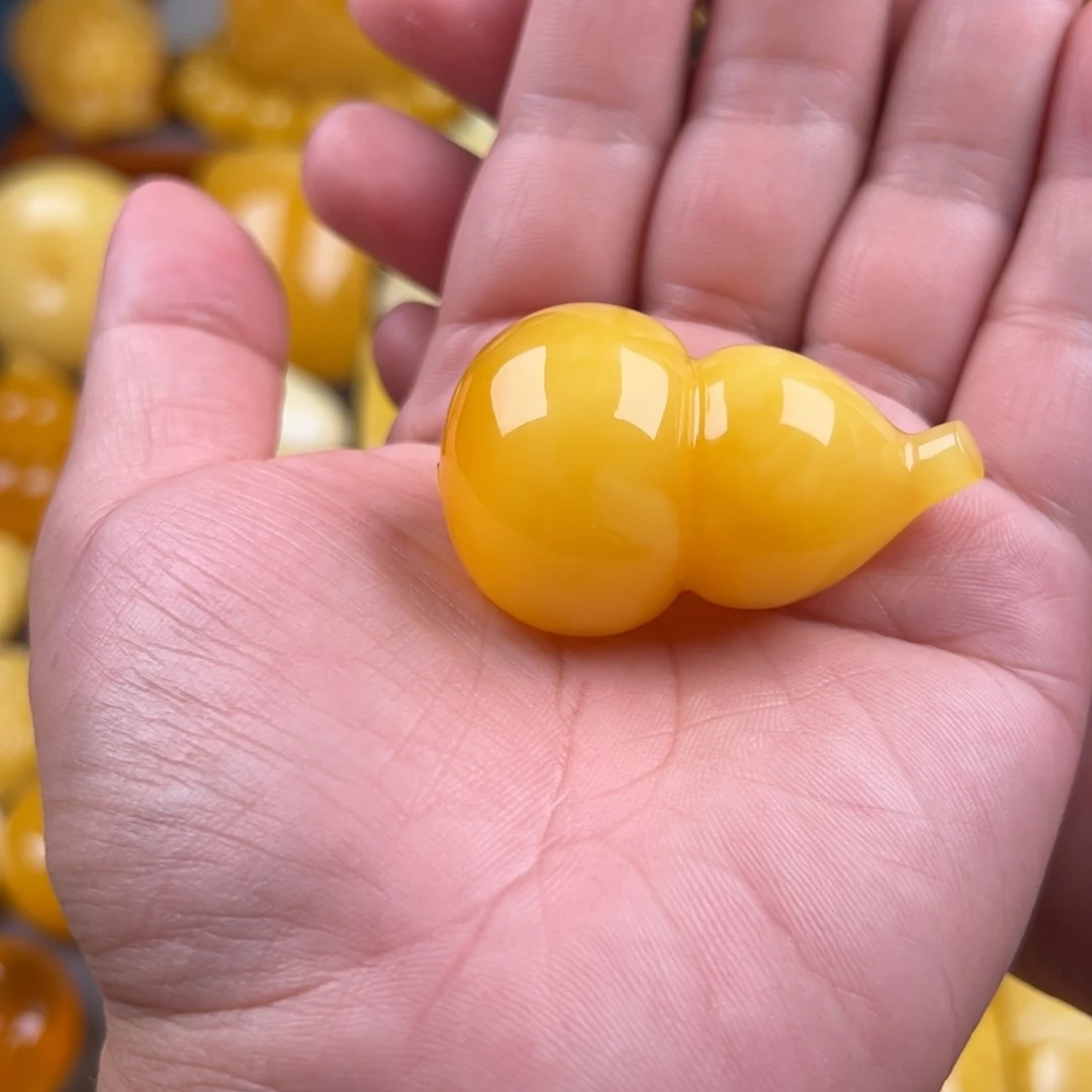 琥珀颈饰未镶嵌纯天然蜜蜡
