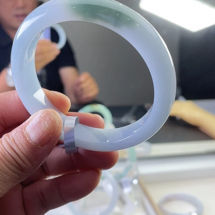 未镶嵌手镯翡翠成品