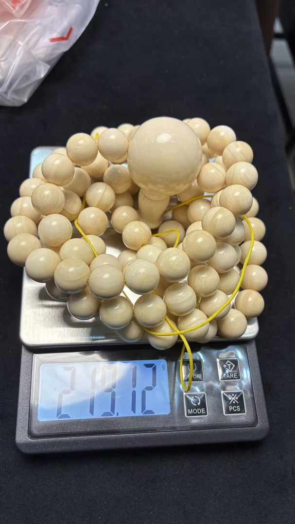 噶玛珠宝猛犸牙高冰料108珠12-13mm