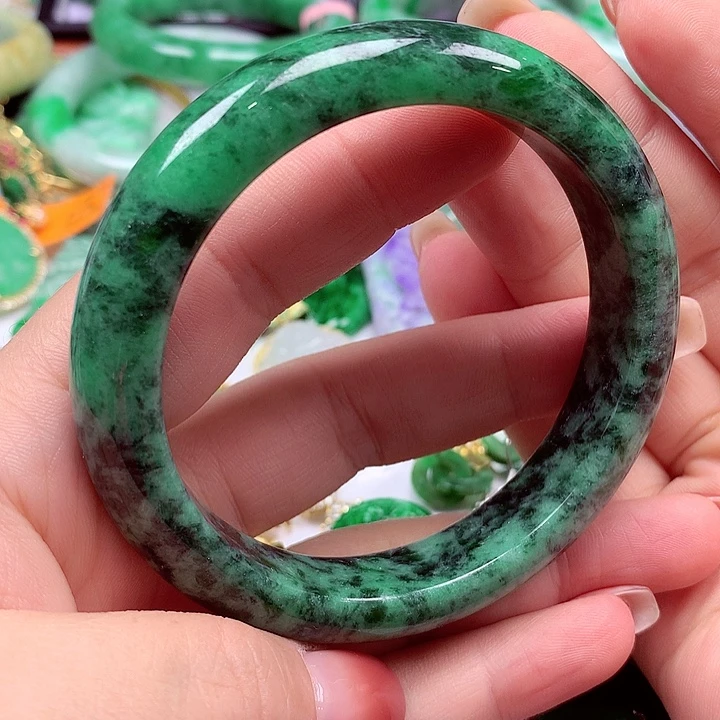 翡翠未镶嵌手镯翡翠手镯