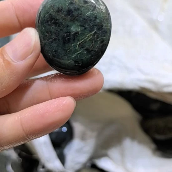 彩***桥木藏玉药王石原石一个