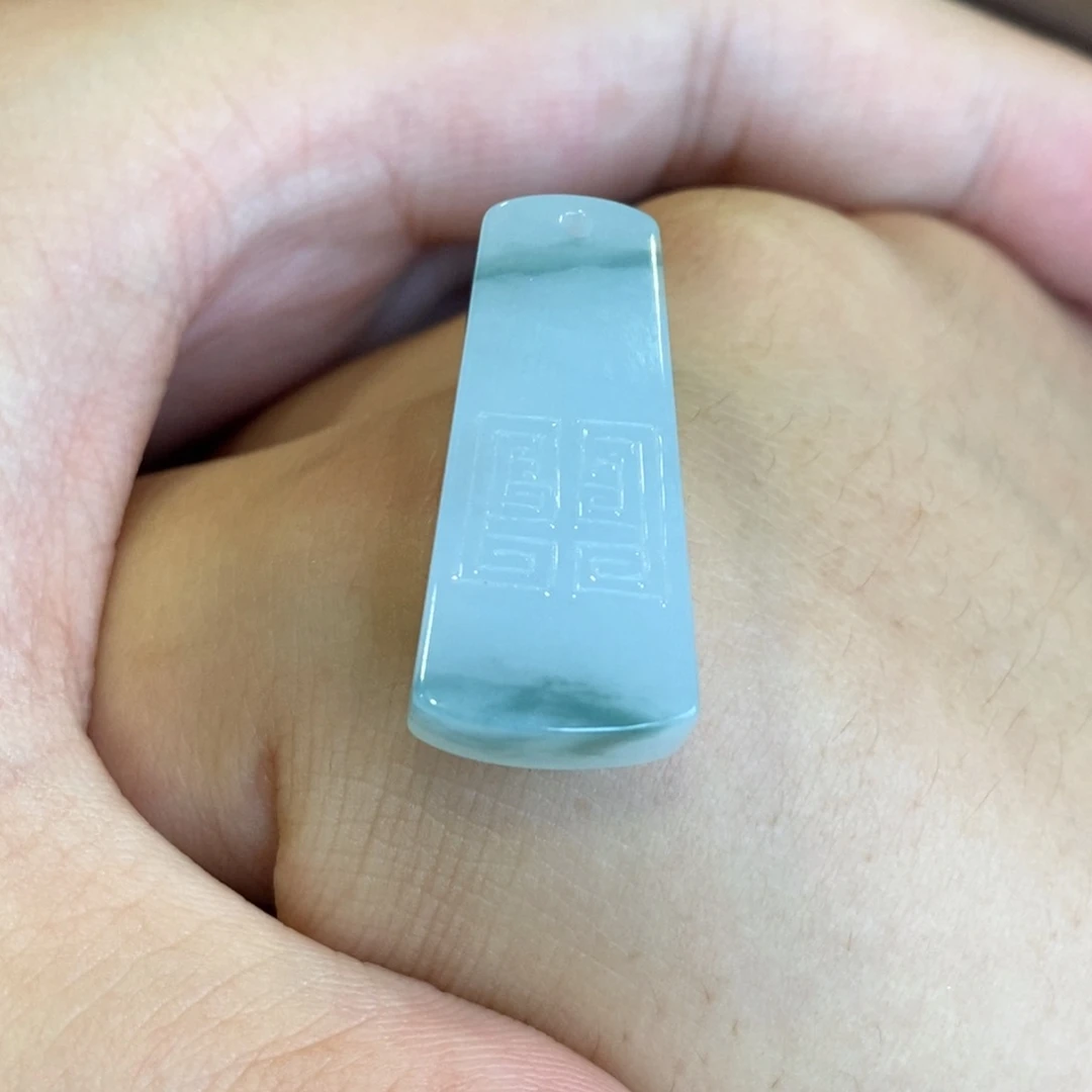 定制翡翠未镶嵌无牌