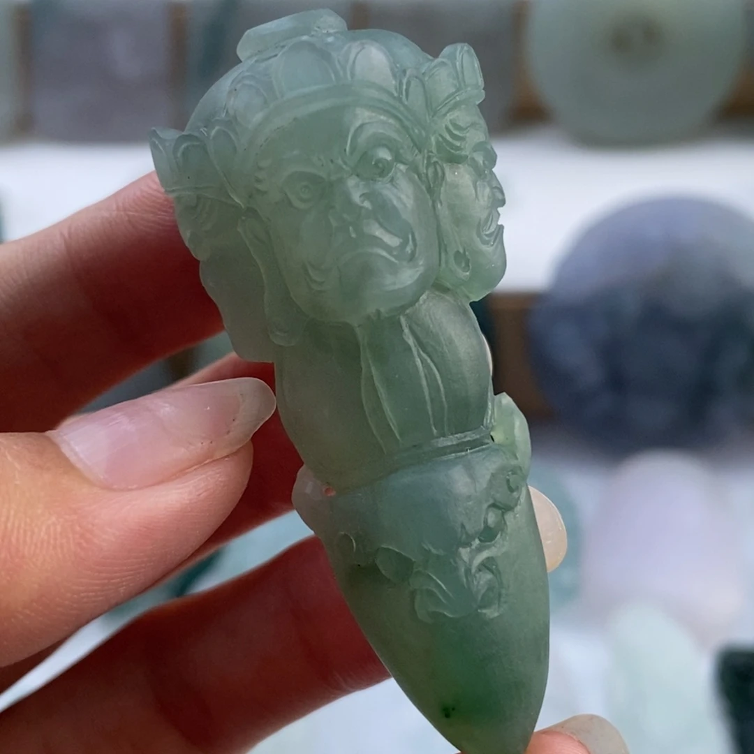 未镶嵌定制翡翠?*辰毛货无鉴赏期