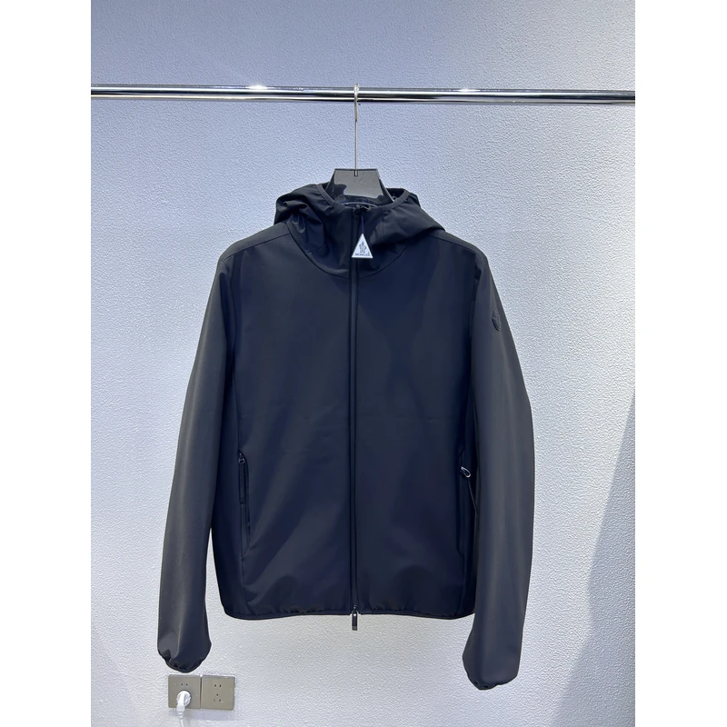 全新未使用Moncler盟可睐 男连帽黑标软壳羽绒服 Chalves 1A00006