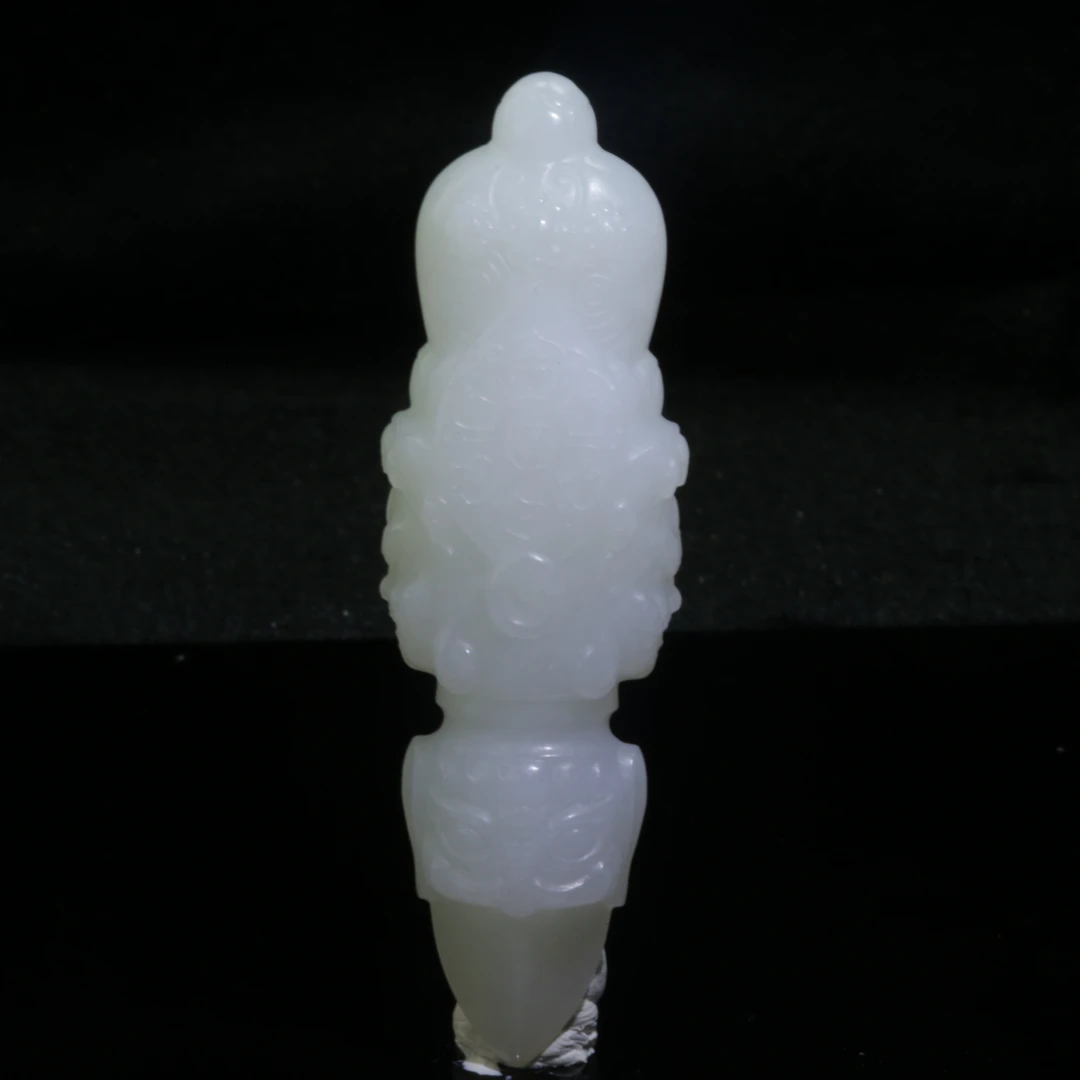 51和田玉羊脂白吊坠/500072保利厦门拍卖