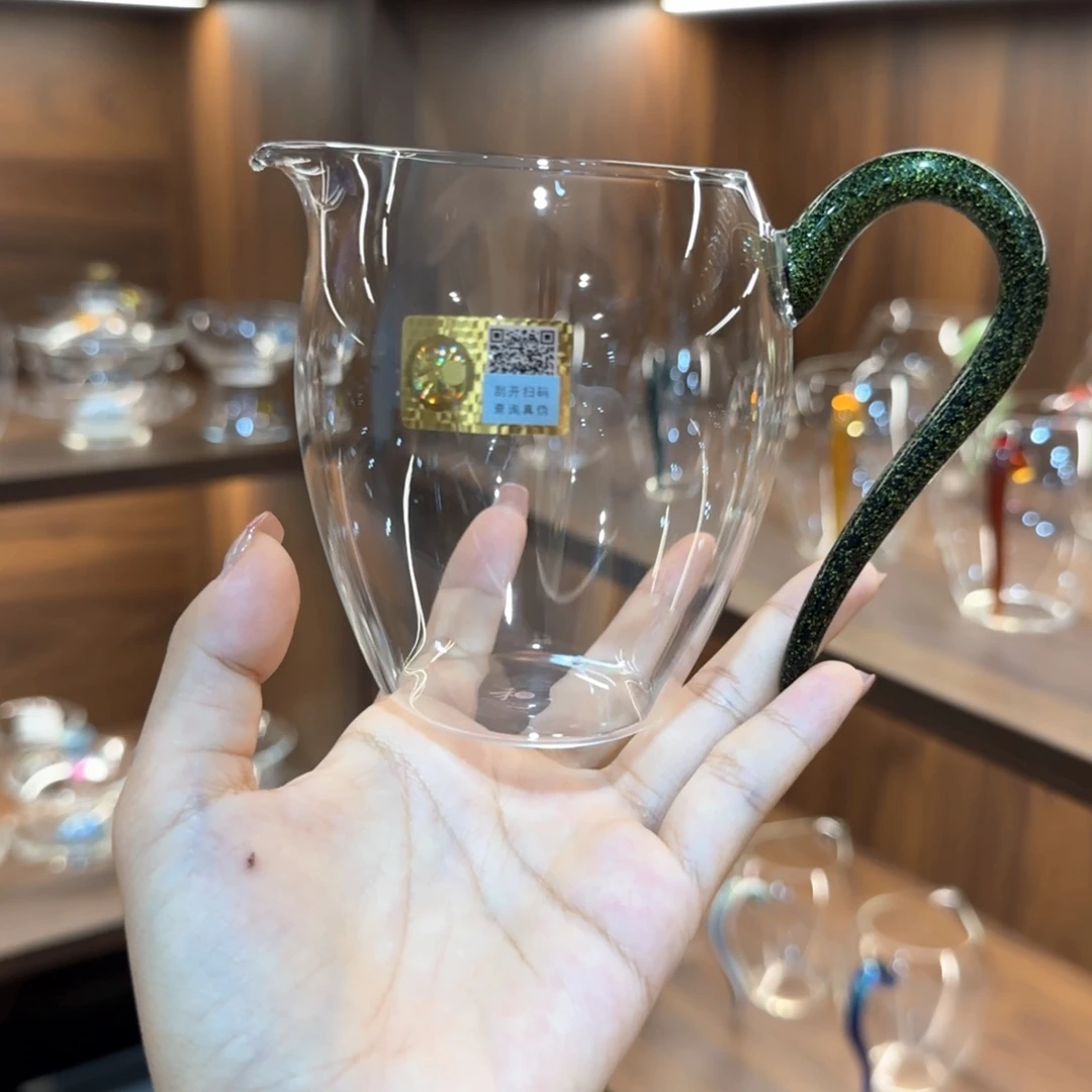 禾器怡然黑金。。。。