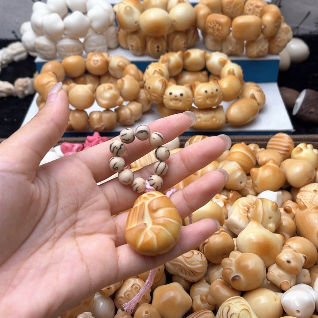 吊坠菩提根/象牙果大虾