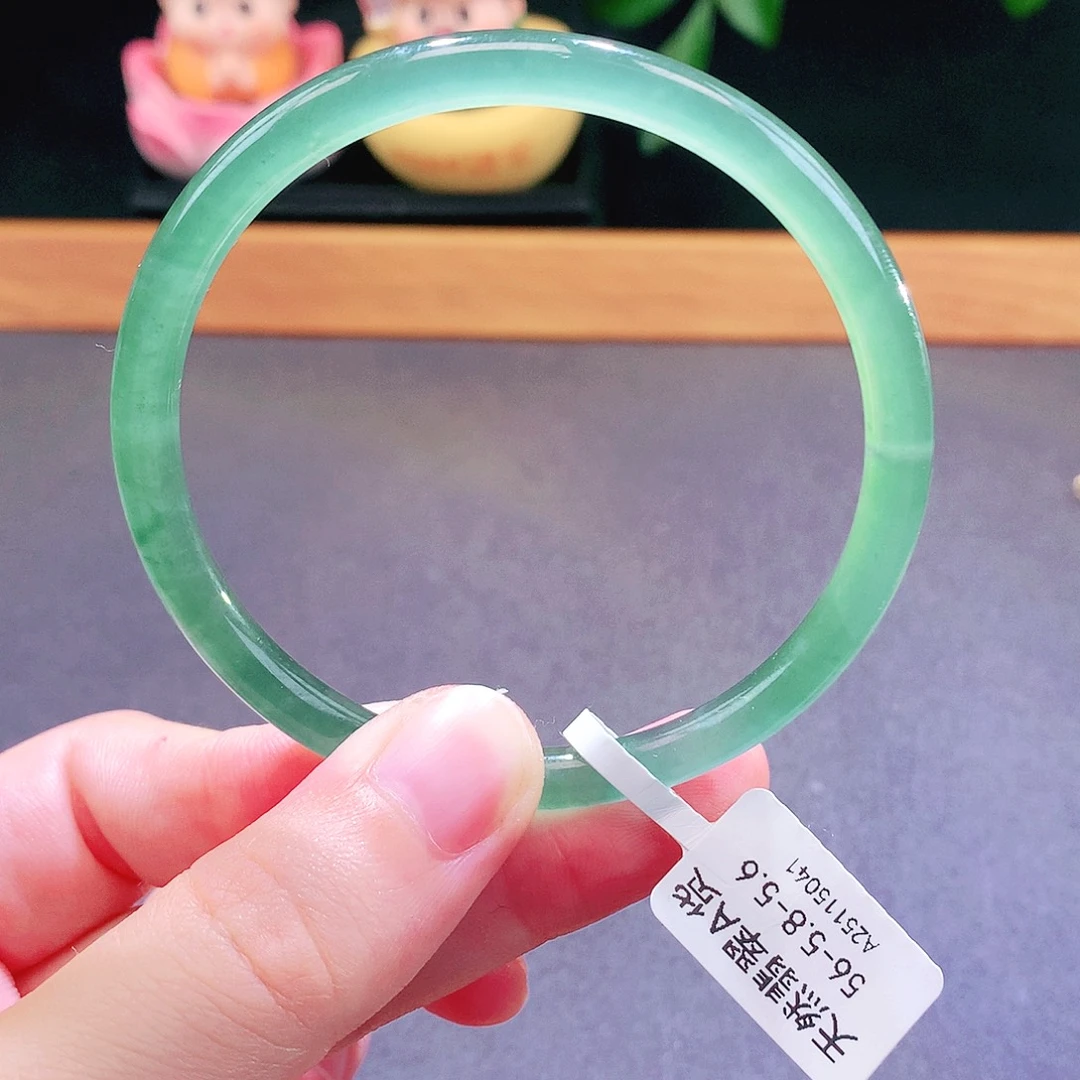 翡翠未镶嵌手镯天然翡翠