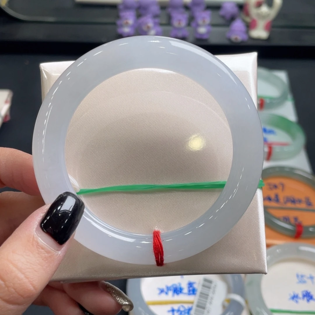 翡翠未镶嵌手镯翡翠手镯