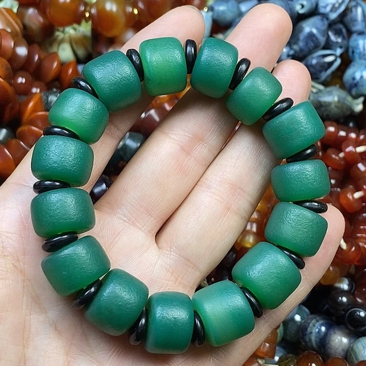 未镶嵌颈饰玛瑙/玉髓