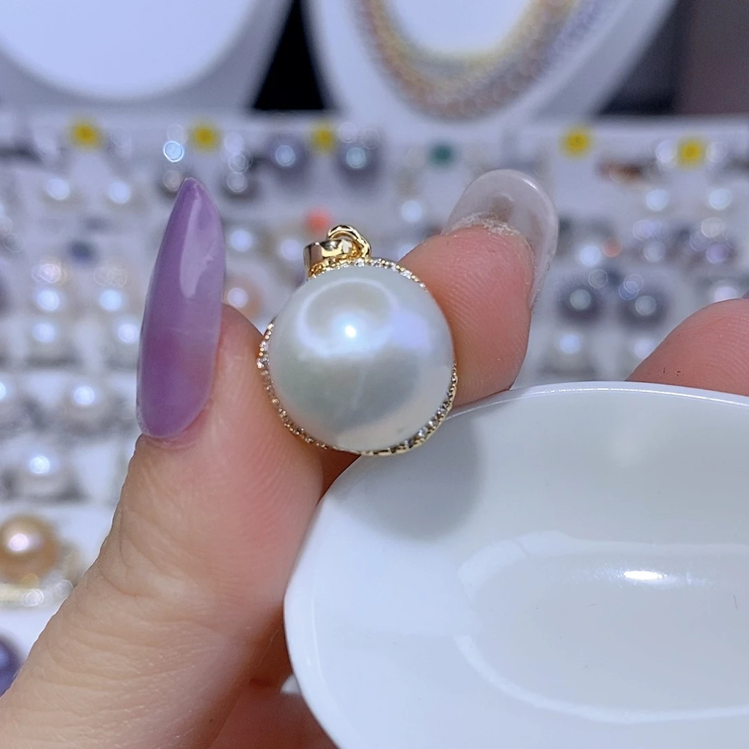 合金淡水珍珠颈饰