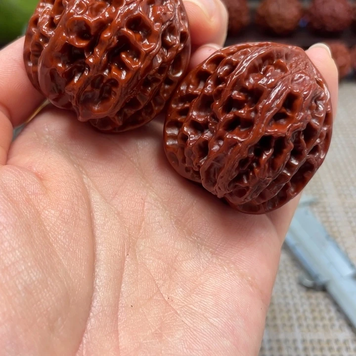 桃核把件苹果园文玩核桃边38肚38