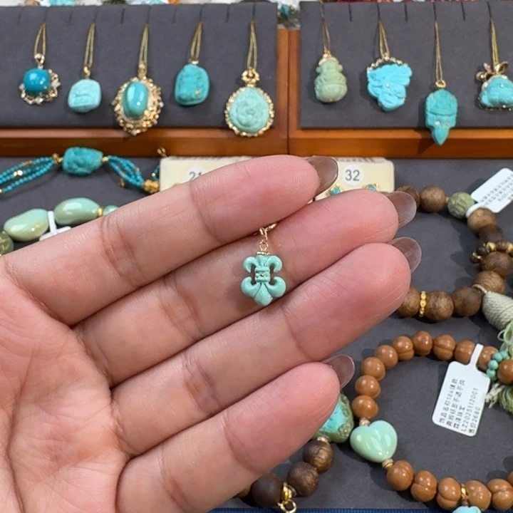 绿松石18K金镶嵌降魔杵滴流