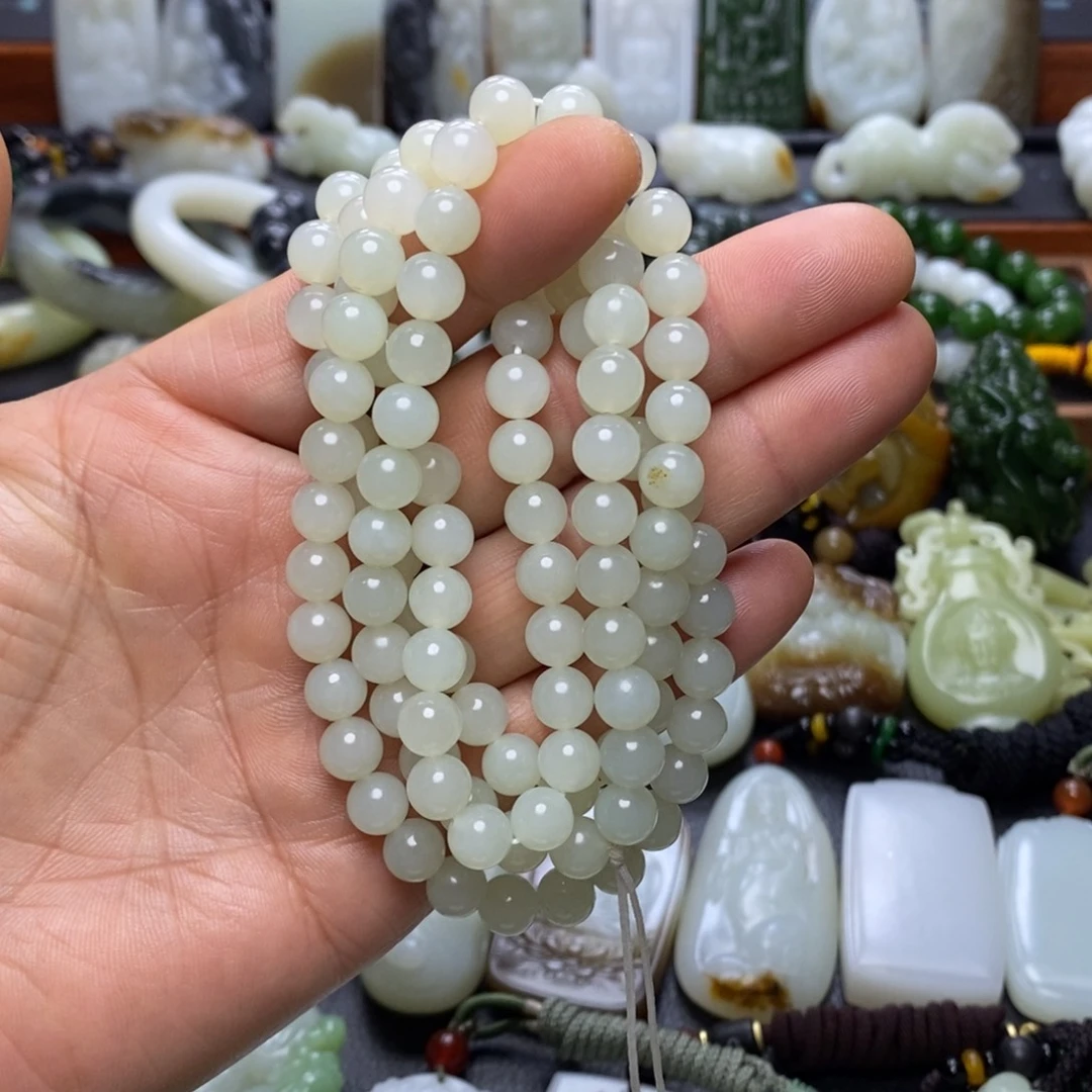 颈饰未镶嵌和田玉