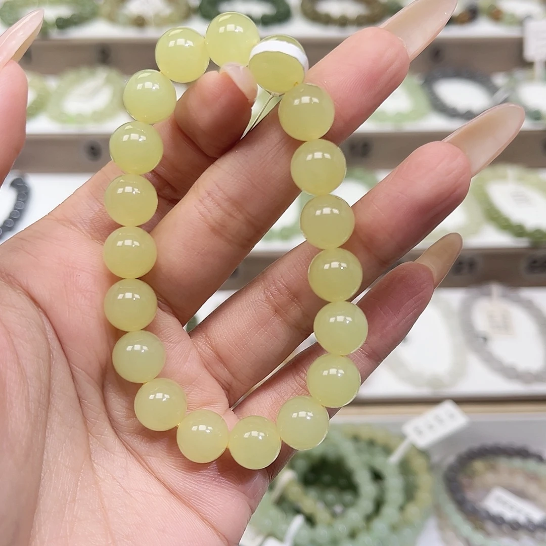 笑***姐和田玉未镶嵌手串