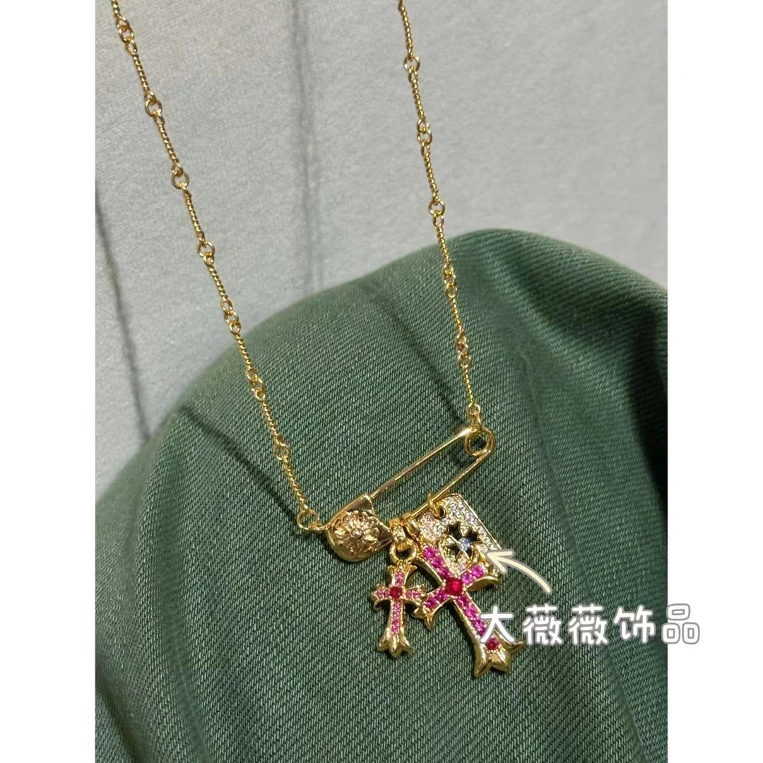 铜合金项链 玫粉色别针十字架项链-67537