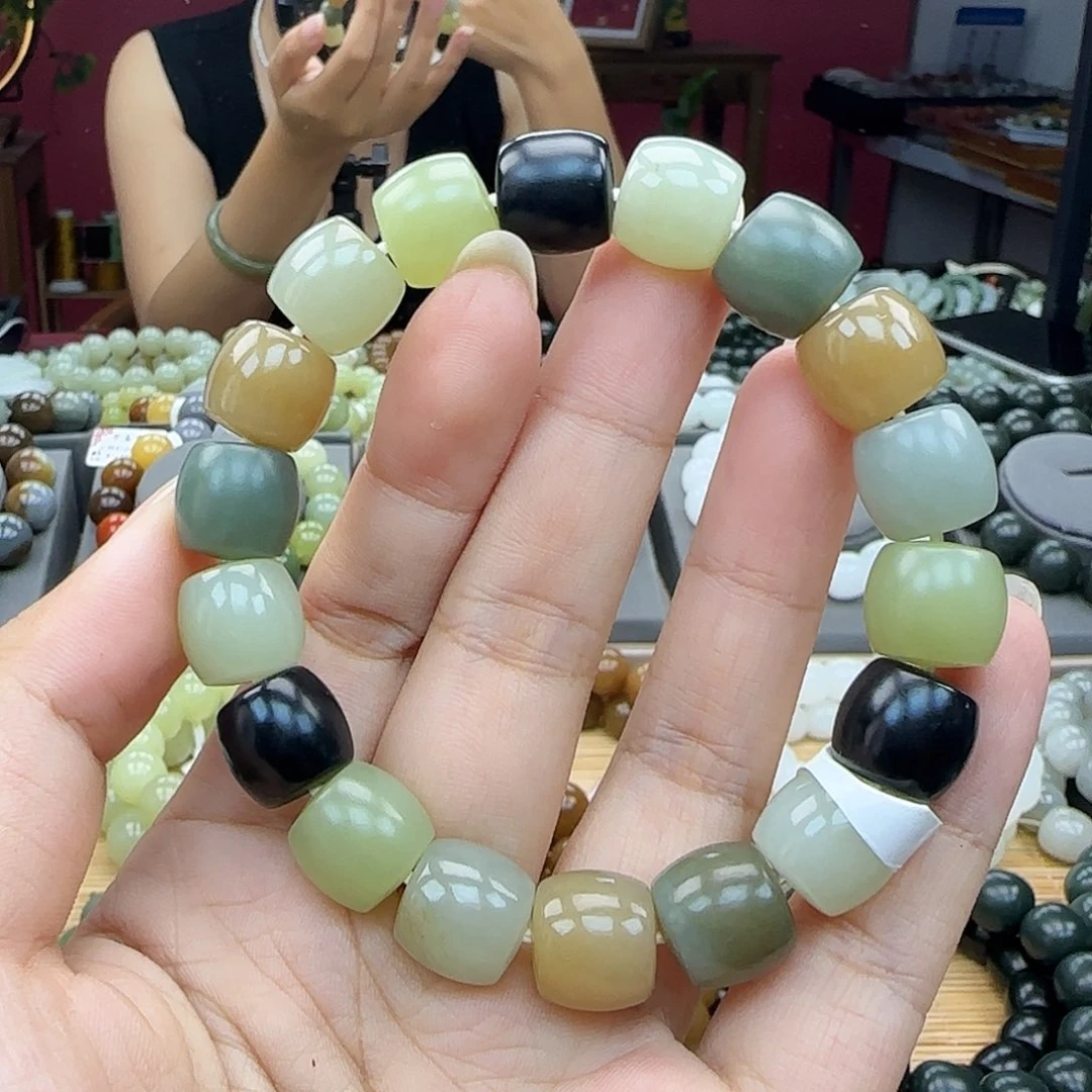 手链未镶嵌和田玉