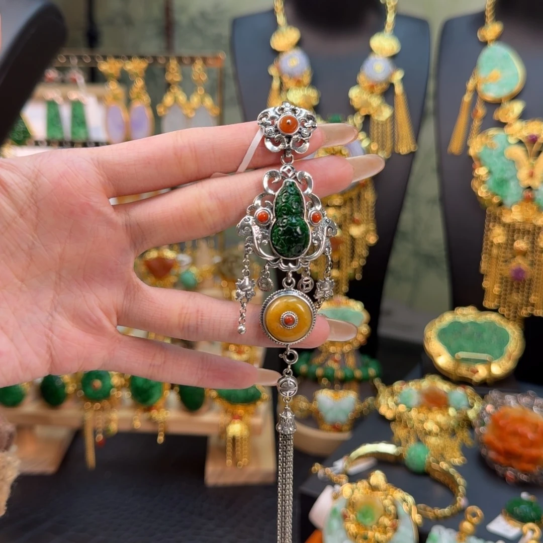 翡翠银S925镶嵌颈饰福利压襟吊坠