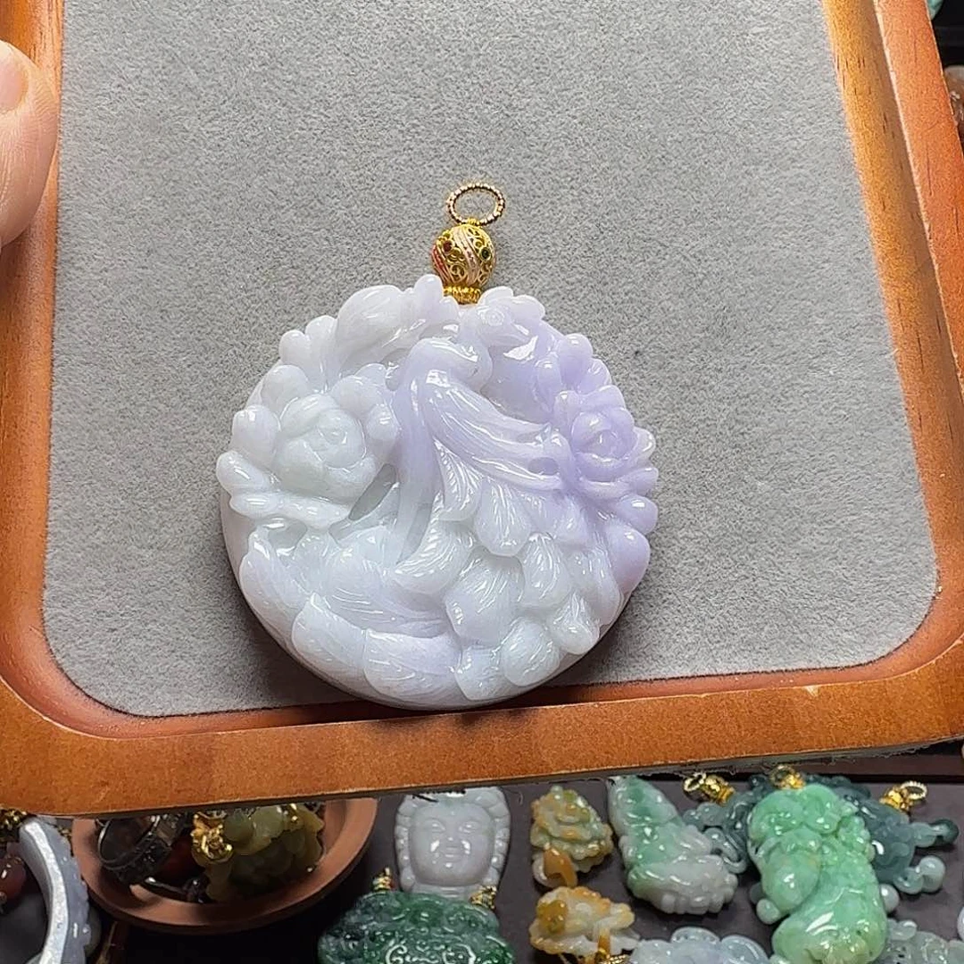 吊坠(不含链)未镶嵌翡翠