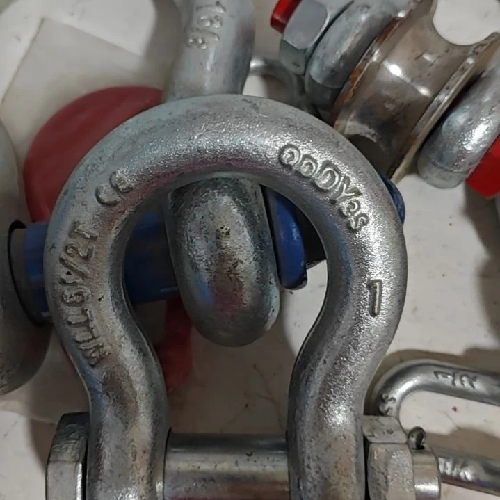 大洋款带螺母弓形卸扣13.5吨3个