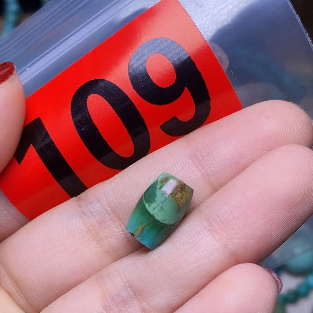 湖北十堰原矿特色散珠