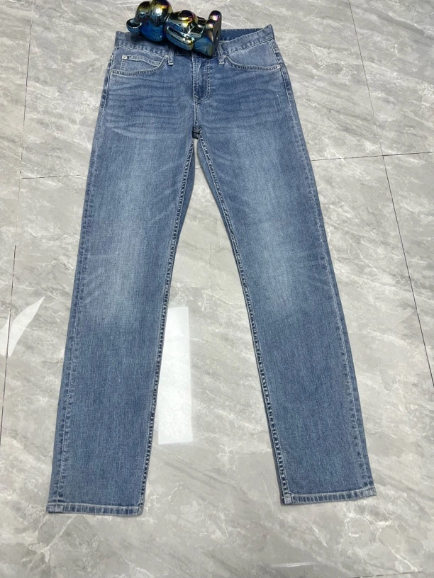33HN00F #春夏723男士中腰修身直筒牛仔裤 浅色，尺码偏小