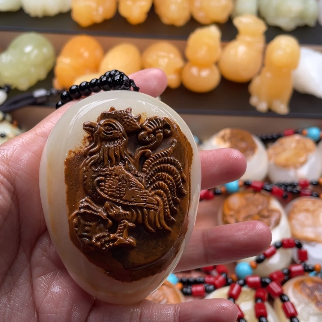 小***嘟石材天然古青石手把件