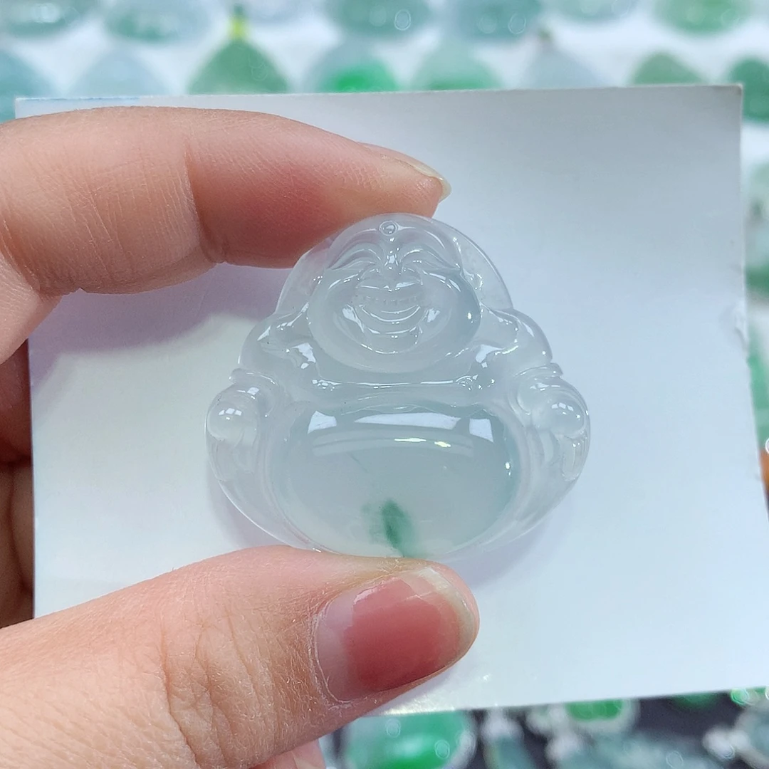 翡翠未镶嵌颈饰佛公