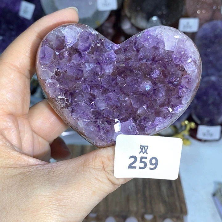 未镶嵌水晶大型摆件（非配饰）