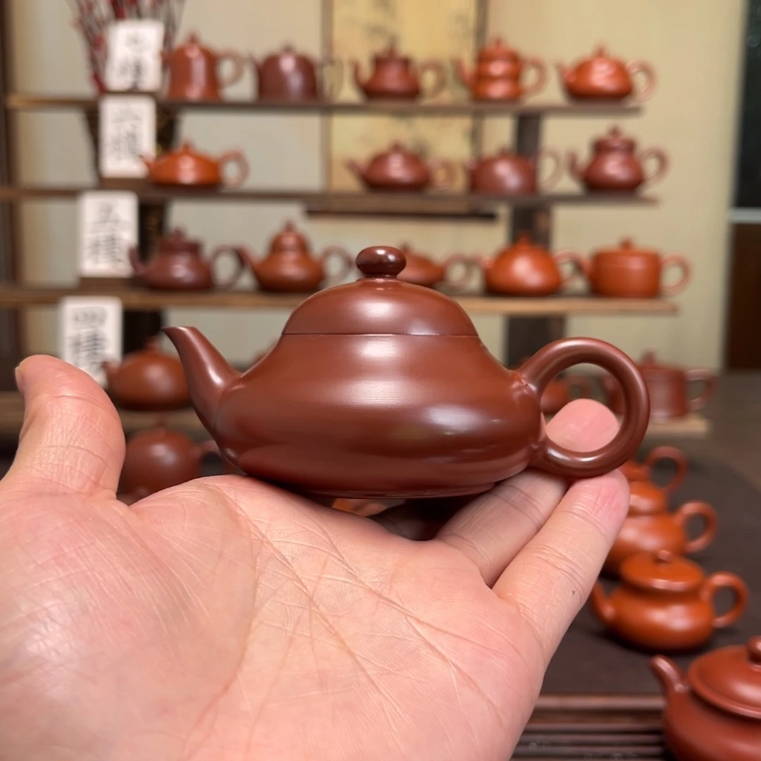 王***.紫砂茶壶精工梨壶