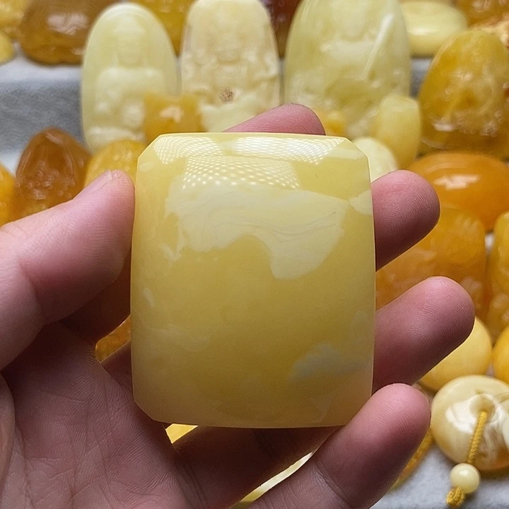琥珀颈饰未镶嵌琥珀蜜蜡吊坠