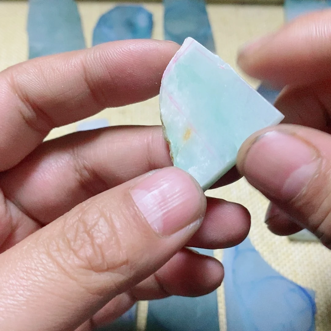 定制翡翠未镶嵌翡翠