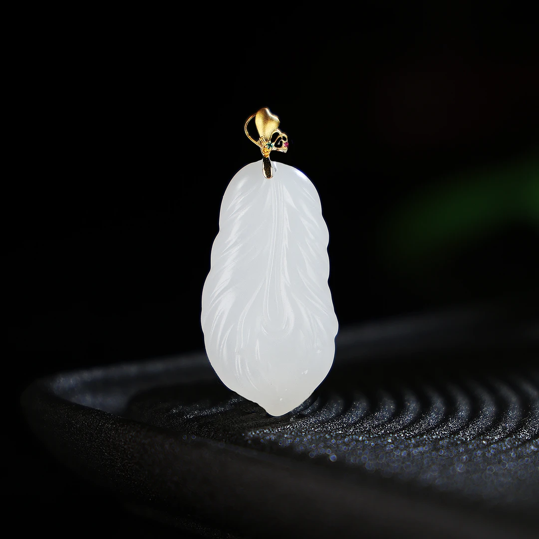 凤翎/18K金白玉羽毛吊坠