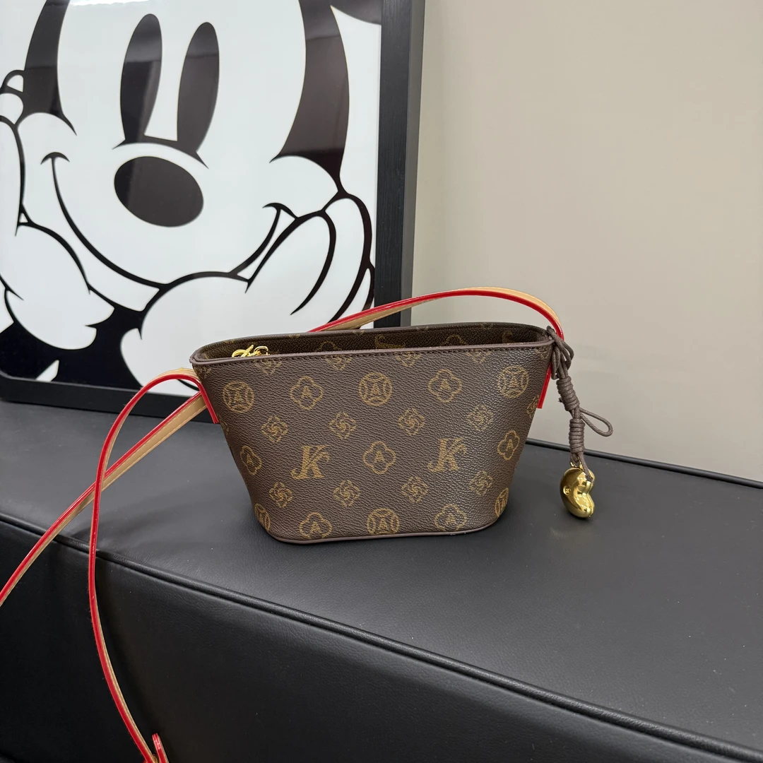 MONICA KIKI/莫妮卡奇奇经典复古小众百搭单肩斜挎包包女7680