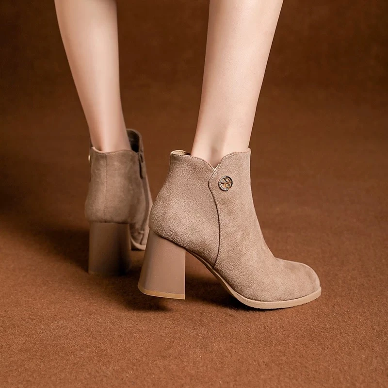 时装靴英伦加绒秋冬季瘦瘦靴百搭尖头短靴1632