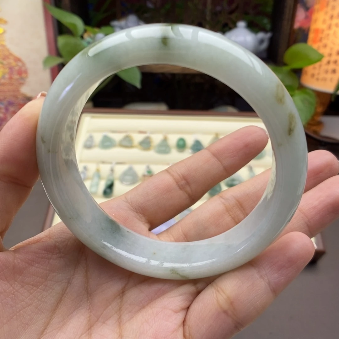 翡翠未镶嵌手镯手镯56.8