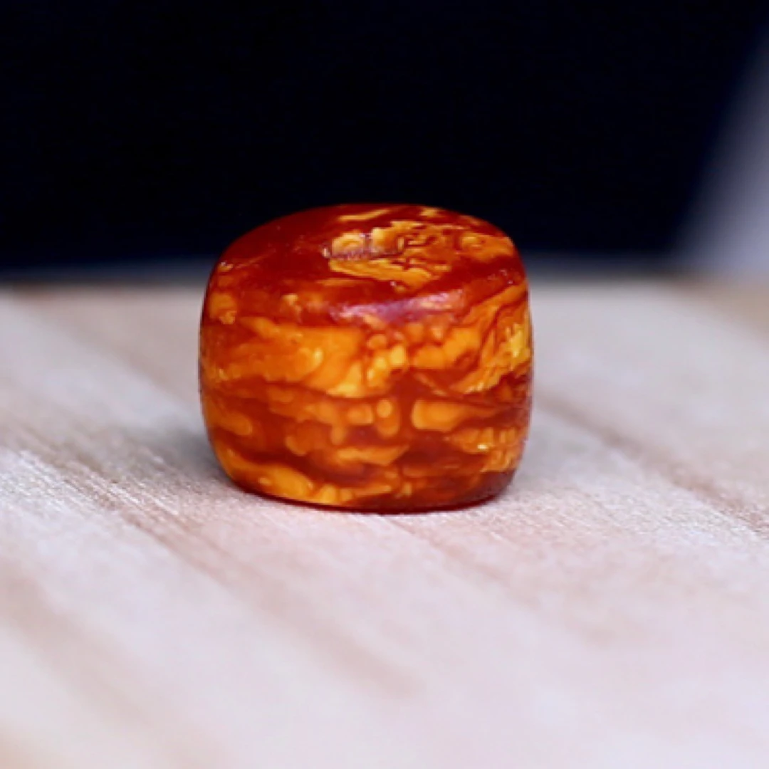12*9.5mm虎皮纹老红花马蹄单珠，纹路好 配串挺合适，完美无暇