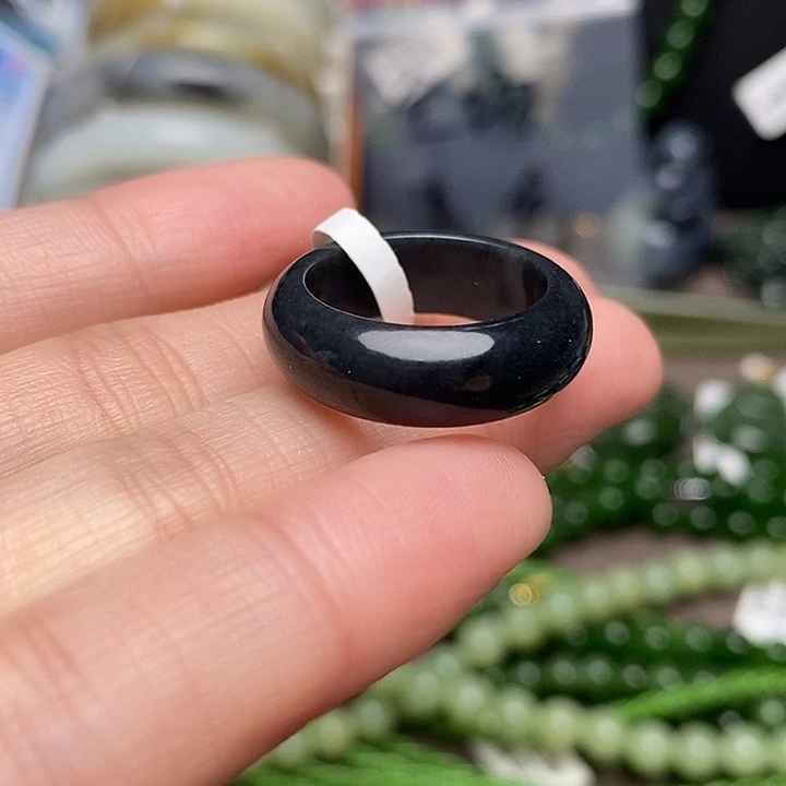 和田玉未镶嵌戒指17.2