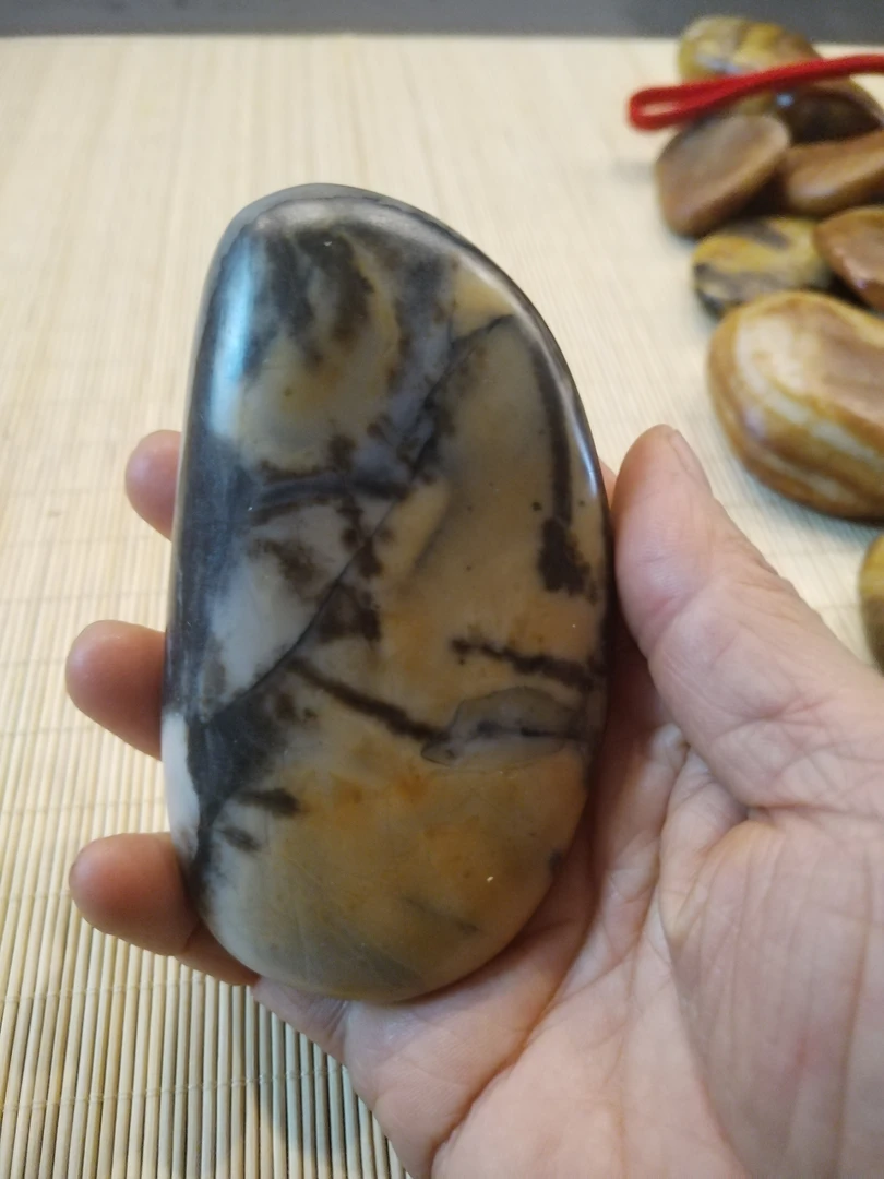 唐河彩玉石精品摆件