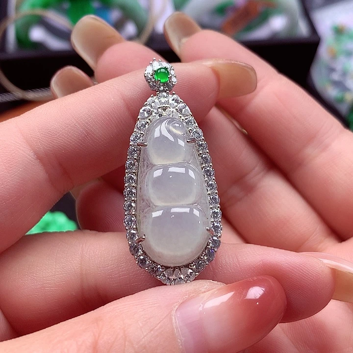 颈饰银S925镶嵌翡翠翡翠