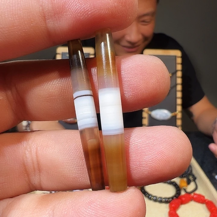 c***配饰配饰。